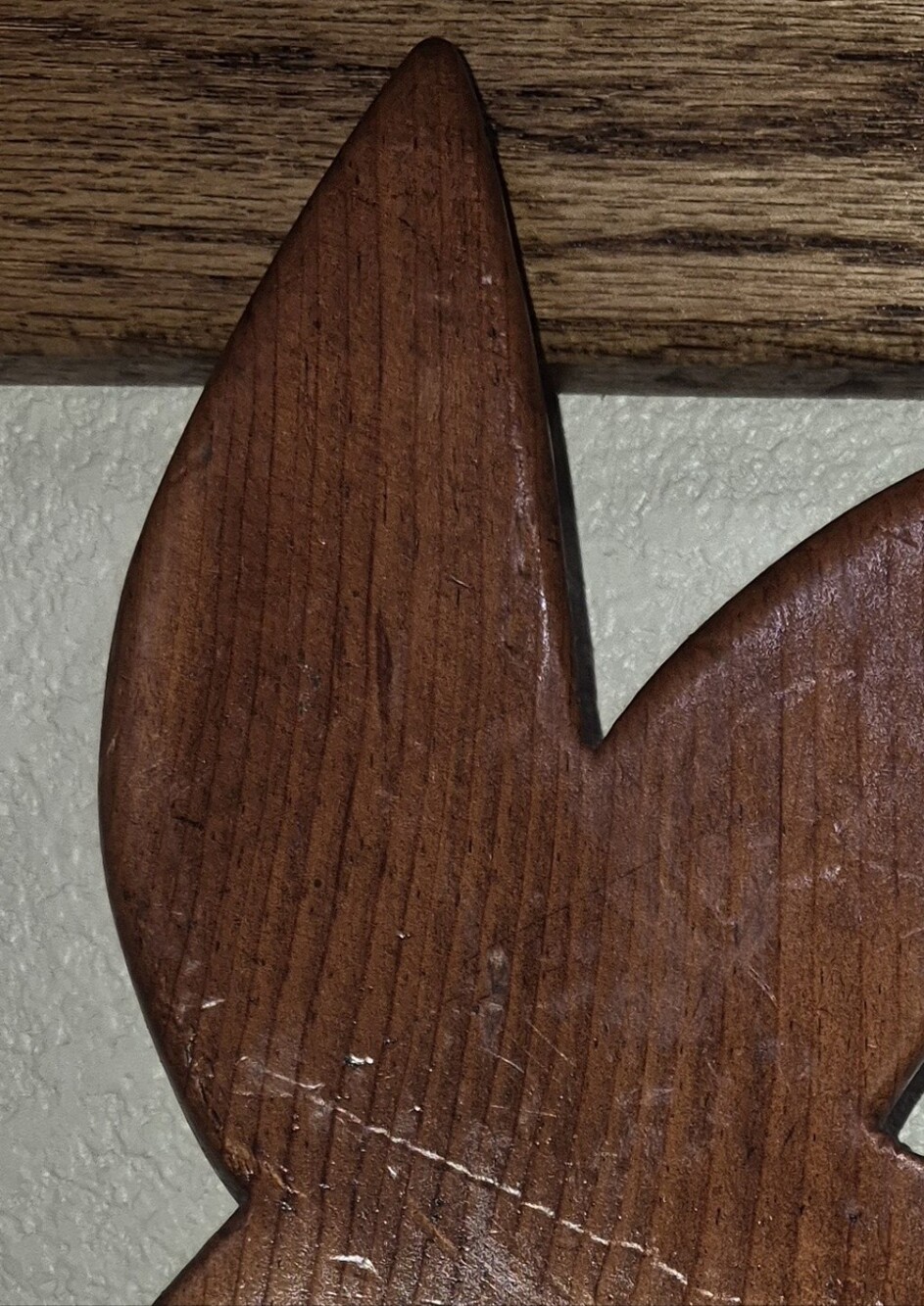 Handmade, Hand-cut wooden Plaque shaped in a iconic Bunny Silhouette - Picture 2 of 5